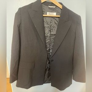 Max Mara Blazer size 14 black pinstripe